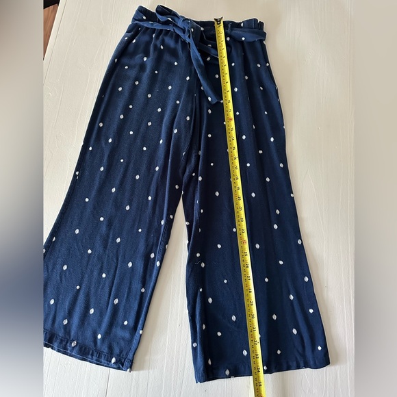 Women’s Small Navy Polka Dot Culottes with tie waist - Picture 3 of 6